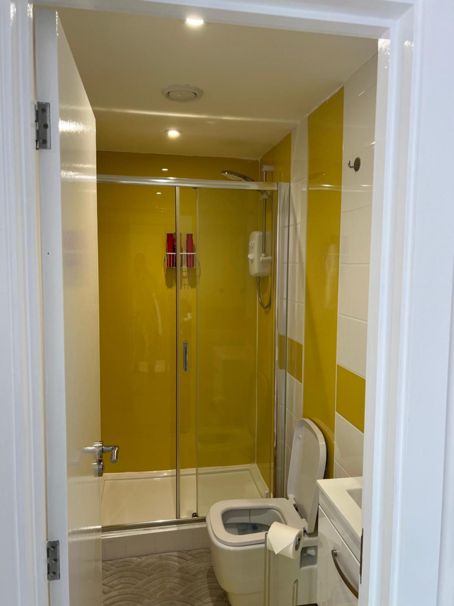 Corner Studio Apartment In Sheffield Exterior photo