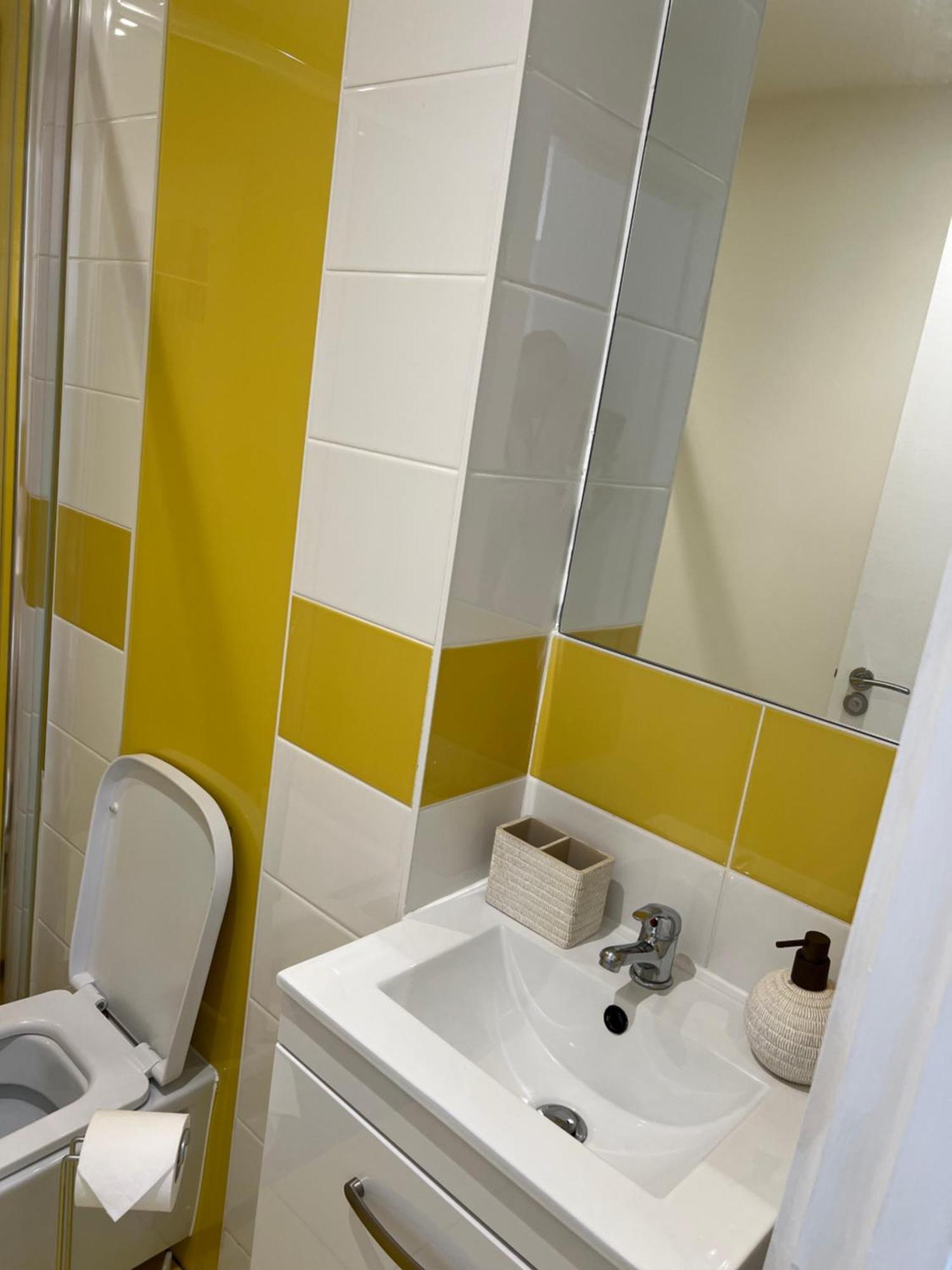 Corner Studio Apartment In Sheffield Exterior photo